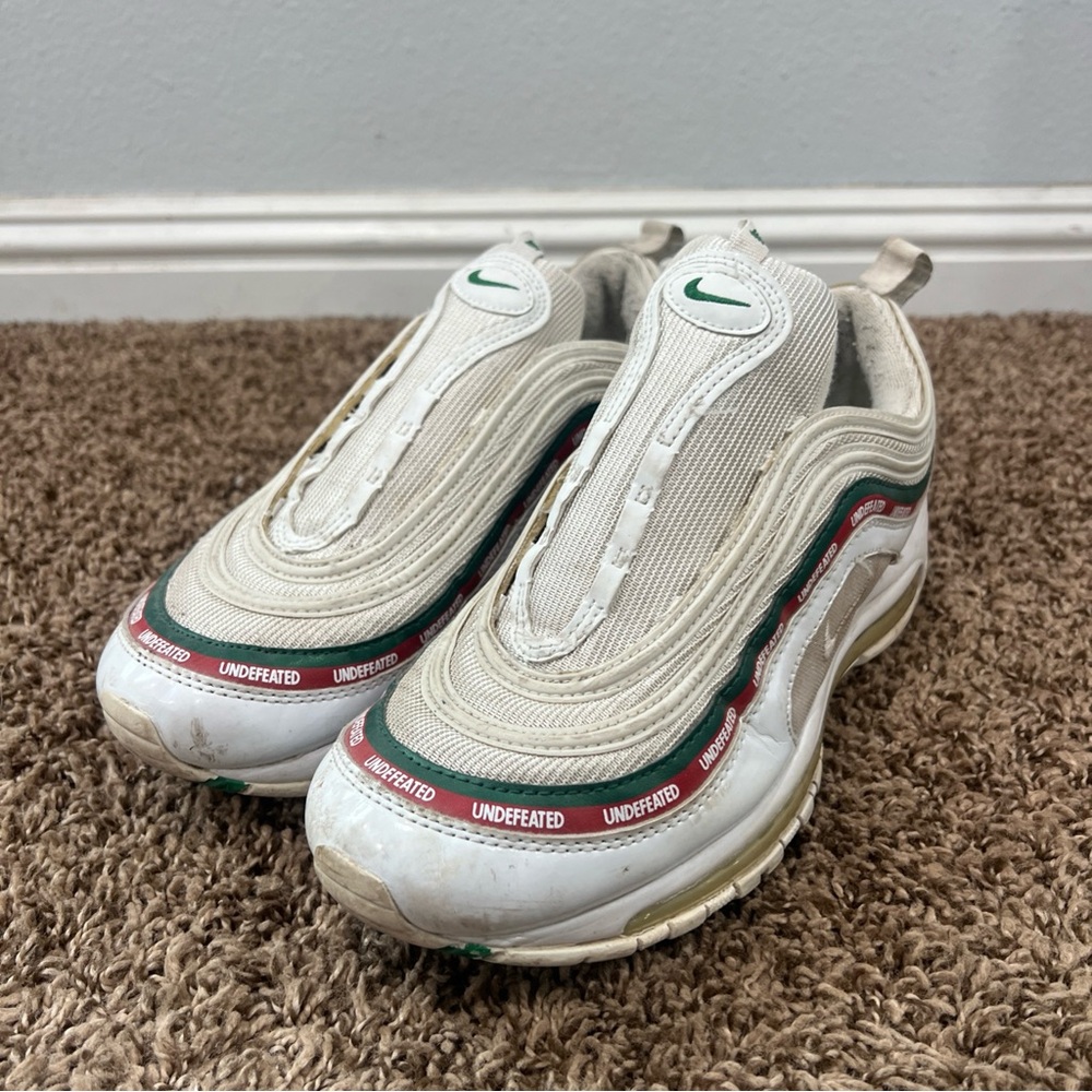 Undefeated Nike Airmax 97 Size 9.5